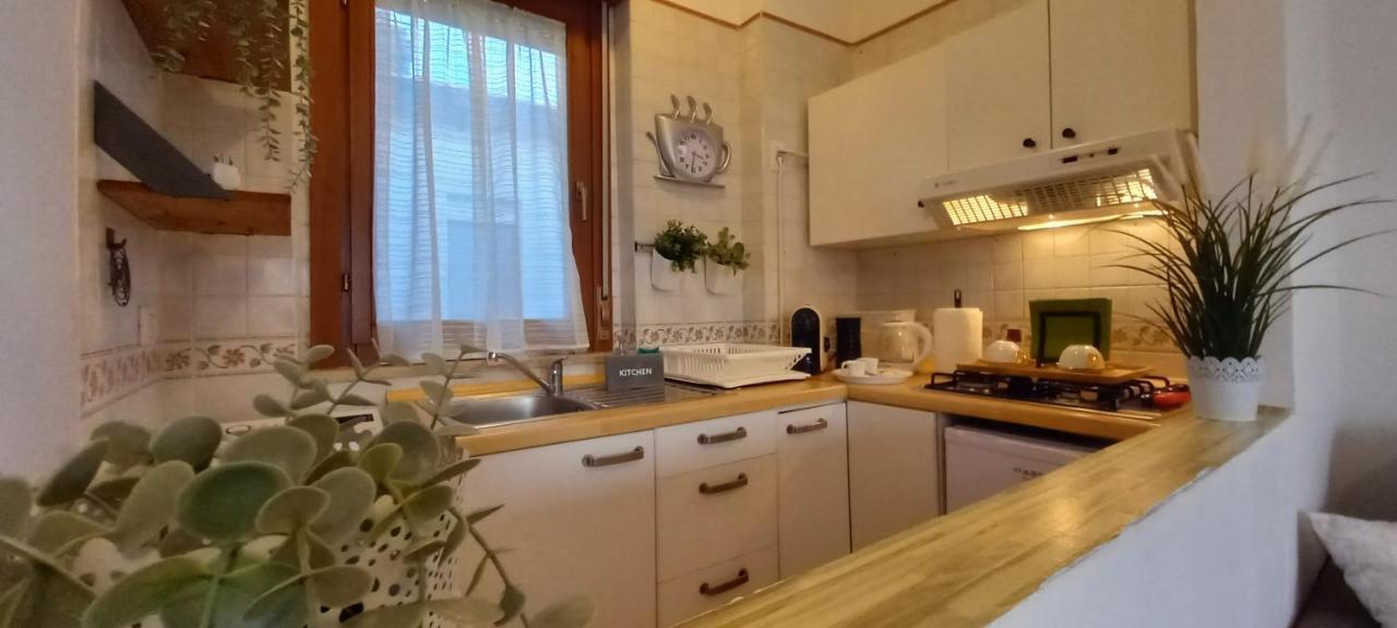 Alloggio Turistico A Via Modugno Vitinia Zewnętrze zdjęcie