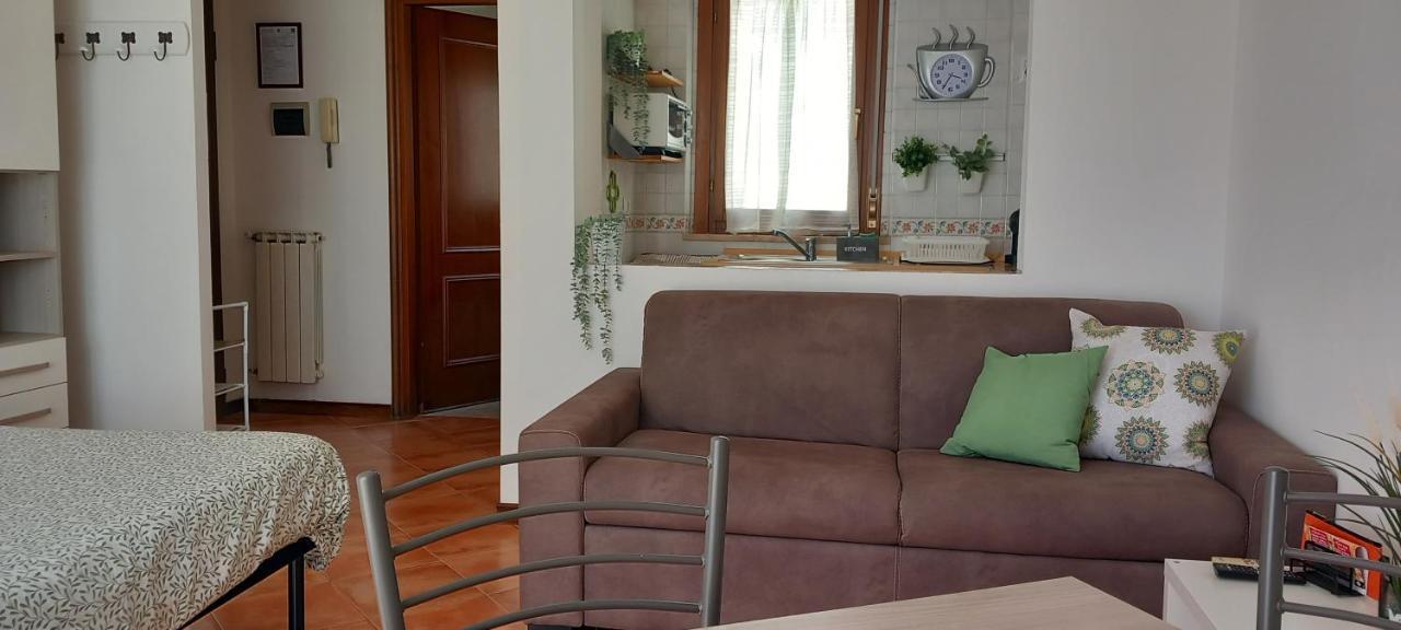 Alloggio Turistico A Via Modugno Vitinia Zewnętrze zdjęcie